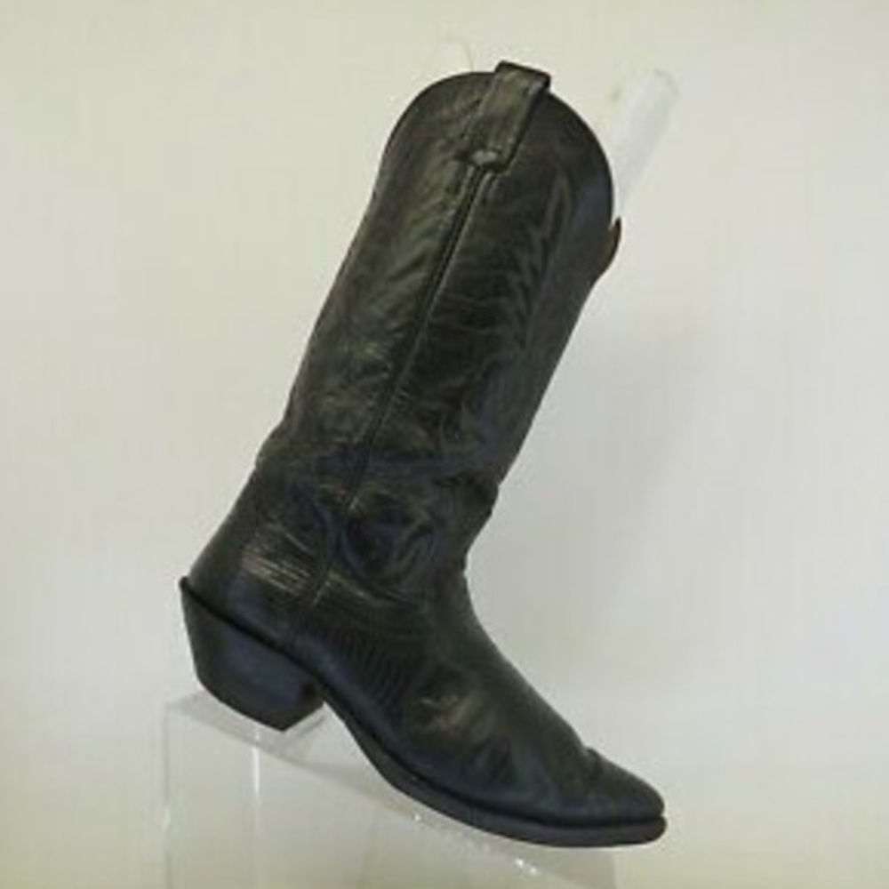Black Cowgirl boots